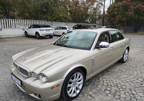 Jaguar XJ cena 59900 przebieg: 157500, rok produkcji 2008 z Warszawa małe 781